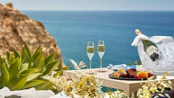 Gallery 11