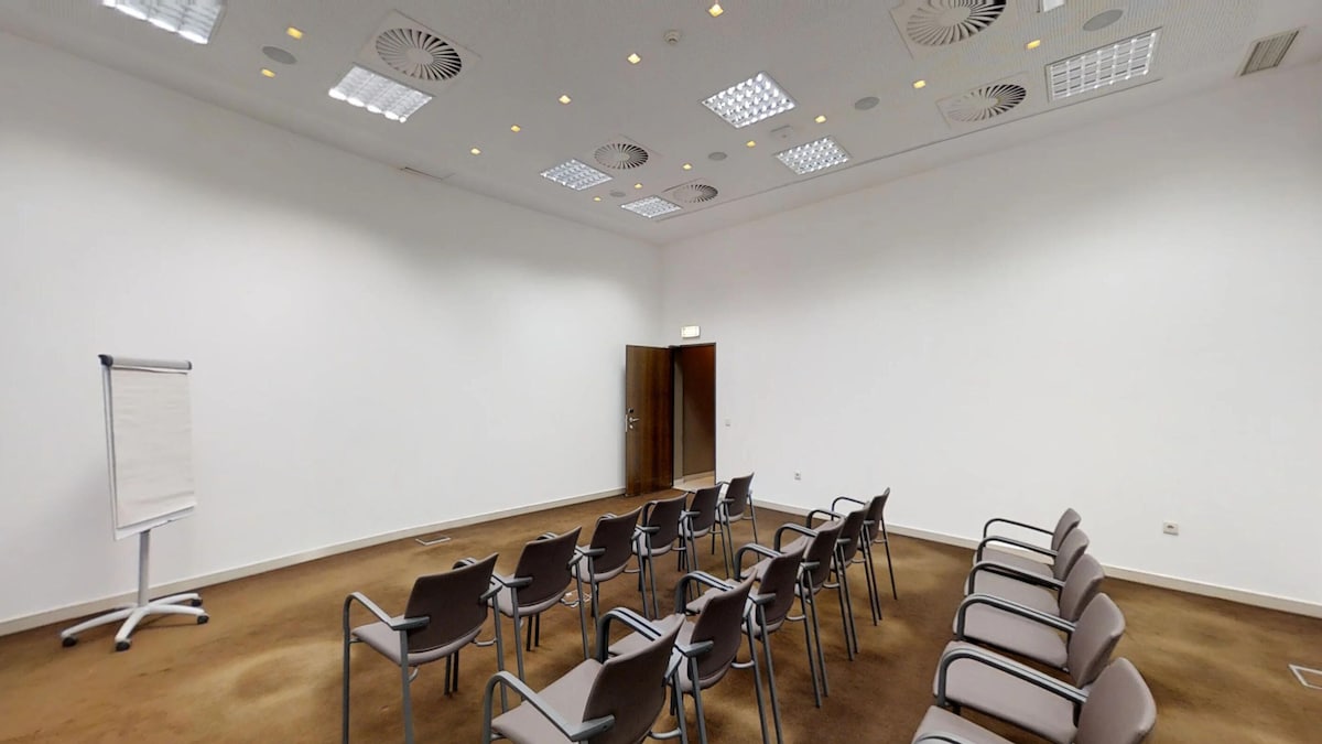 Gallery 4