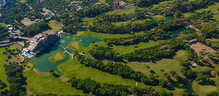 Stay & Play vs. Multi-Course Golf Itineraries: Which Delivers Better Value?