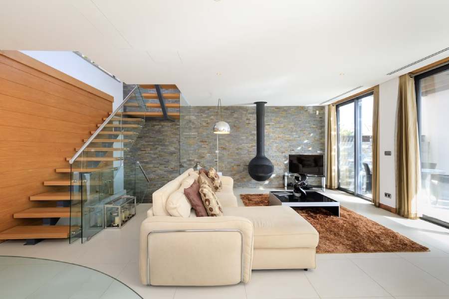 Gallery 30